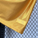 Camisa Wolverhampton Aniversário 70 anos 25/26 - Nike Torcedor Masculina - Lançamento