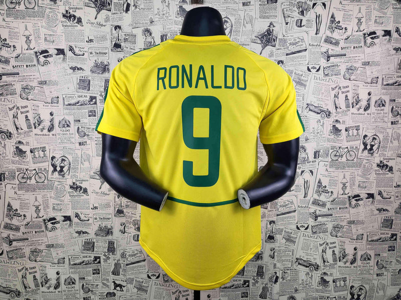 Camisa Retrô Brasil Copa 2002 - Ronaldo 9 - Nike